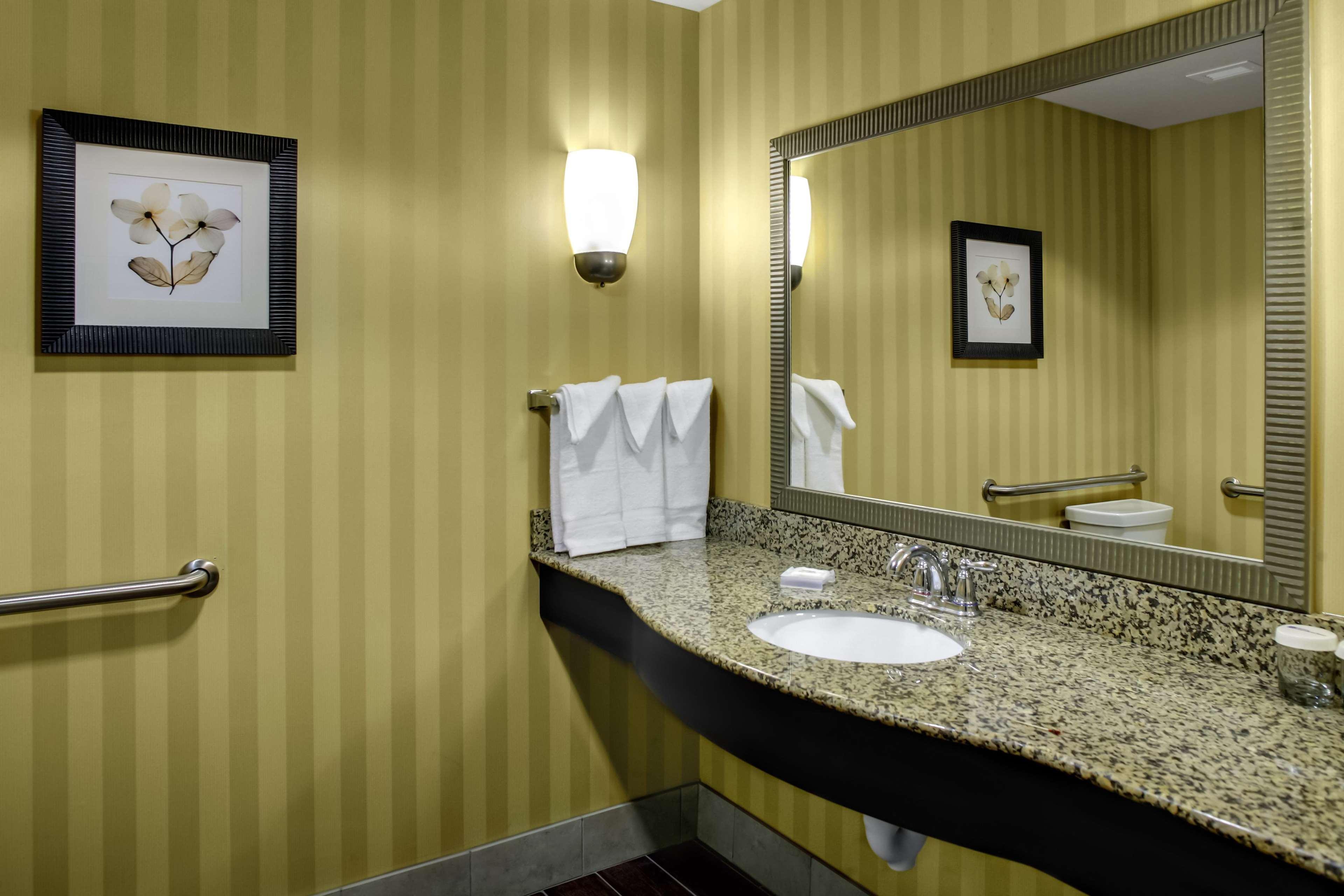 Hilton Garden Inn Pittsburgh/Cranberry Кранбери Тауншип Стая снимка