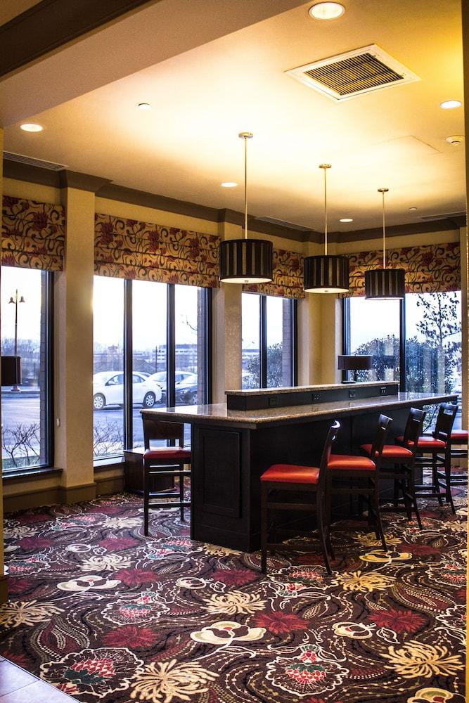 Hilton Garden Inn Pittsburgh/Cranberry Кранбери Тауншип Екстериор снимка