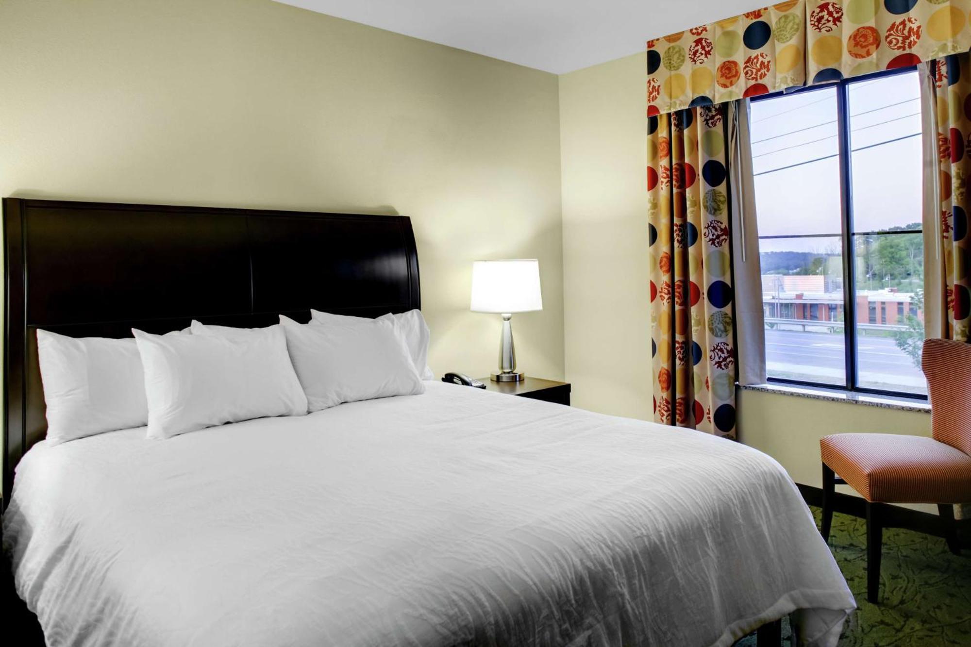 Hilton Garden Inn Pittsburgh/Cranberry Кранбери Тауншип Екстериор снимка