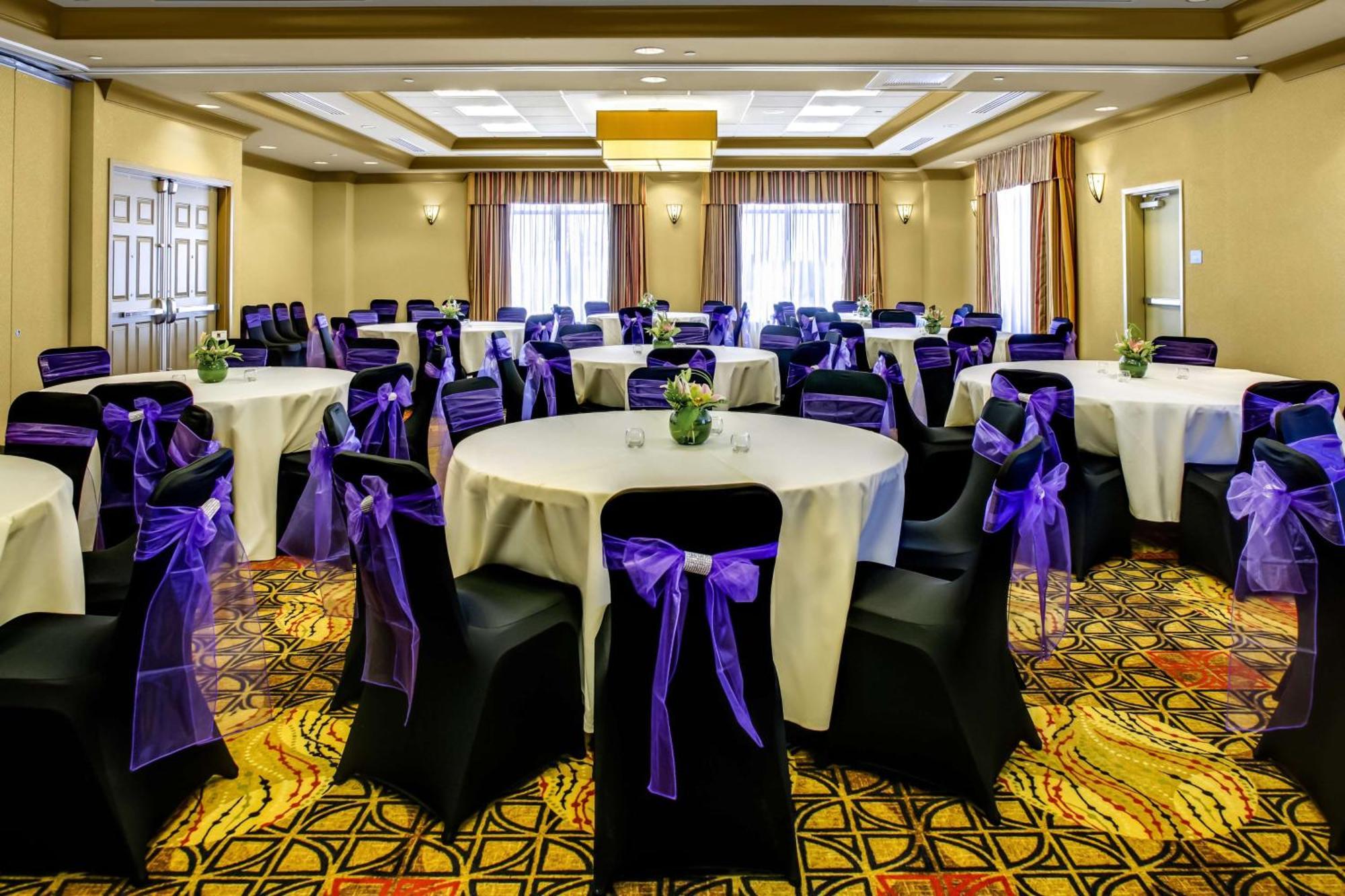 Hilton Garden Inn Pittsburgh/Cranberry Кранбери Тауншип Екстериор снимка